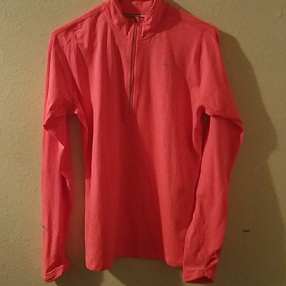 NWOT NIKE QUARTER ZIP